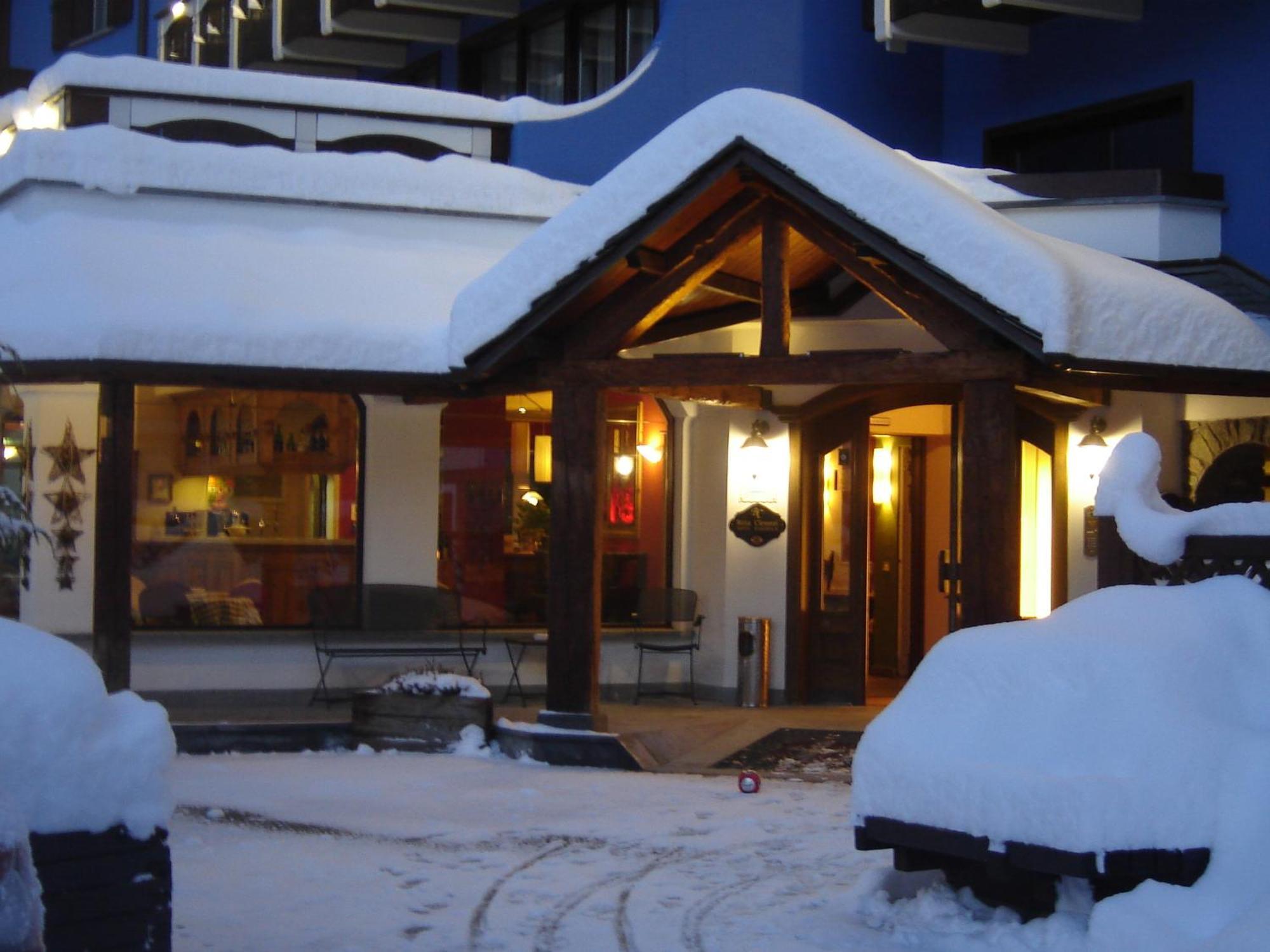 Hotel Baita Clementi Bormio Exterior foto